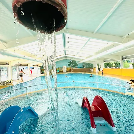 Les Charmettes Mobilhome Neuf 3 Ch - 2 Sdb Climatise - Terrasse Totalement Abritee - Locsweethome Horská chata