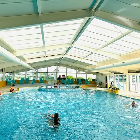 Les Charmettes Mobilhome Neuf 3 Ch - 2 Sdb Climatise - Terrasse Totalement Abritee - Locsweethome *