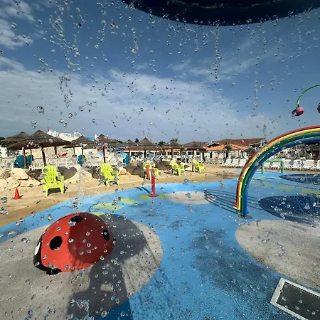 Les Charmettes Mobilhome Neuf 3 Ch - 2 Sdb Climatise - Terrasse Totalement Abritee - Locsweethome Horská chata *