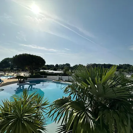 Les Charmettes Mobilhome Neuf 3 Ch - 2 Sdb Climatise - Terrasse Totalement Abritee - Locsweethome Horská chata