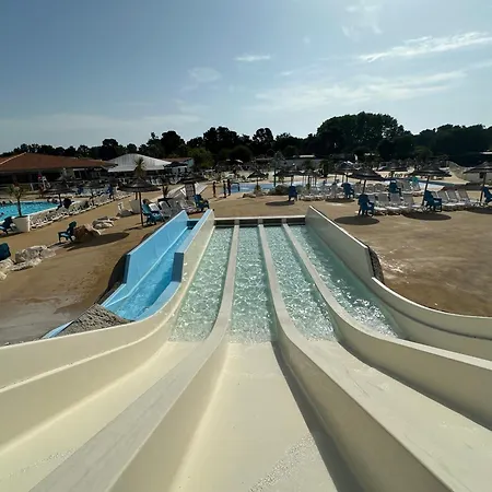 Les Charmettes Mobilhome Neuf 3 Ch - 2 Sdb Climatise - Terrasse Totalement Abritee - Locsweethome * Les Mathes