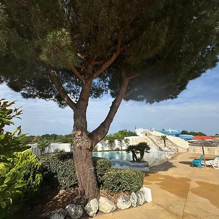 Les Charmettes Mobilhome Neuf 3 Ch - 2 Sdb Climatise - Terrasse Totalement Abritee - Locsweethome Horská chata