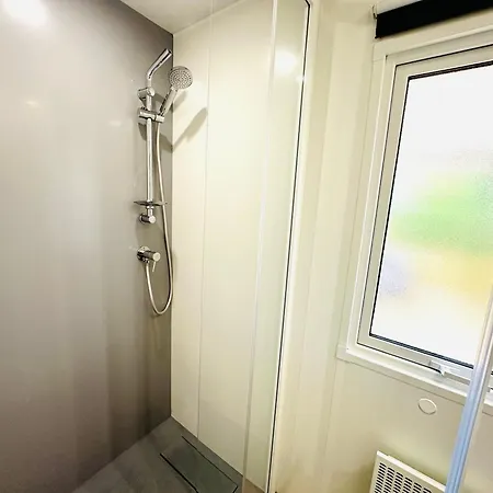 Mobilhome Neuf 3 Ch 40 M2 Climatise - Les Charmettes * Les Mathes