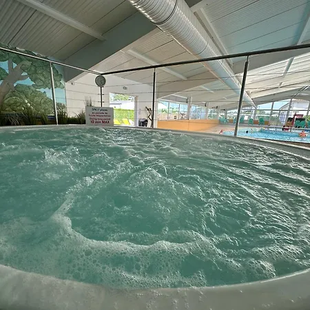 Les Charmettes Mobilhome Neuf 3 Ch - 2 Sdb Climatise - Terrasse Totalement Abritee - Locsweethome