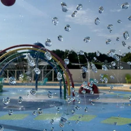 Les Charmettes Mobilhome Neuf 3 Ch - 2 Sdb Climatise - Terrasse Totalement Abritee - Locsweethome *