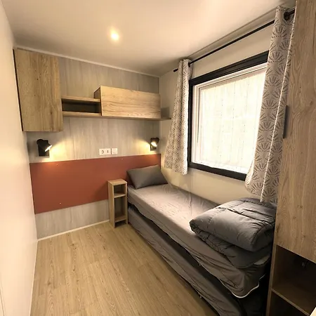 Les Charmettes Mobilhome Neuf 3 Ch - 2 Sdb Climatise - Terrasse Totalement Abritee - Locsweethome