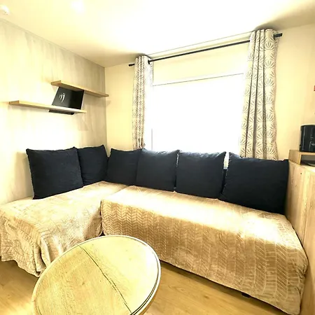 בקתה Les Charmettes Mobilhome Neuf 3 Ch - 2 Sdb Climatise - Terrasse Totalement Abritee - Locsweethome