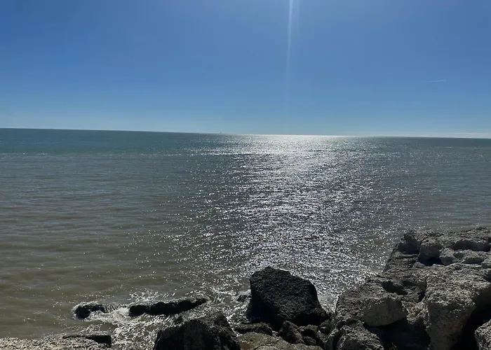 シャレー Les Charmettes Mobilhome Neuf 3 Ch - 2 Sdb Climatise - Terrasse Totalement Abritee - Locsweethome