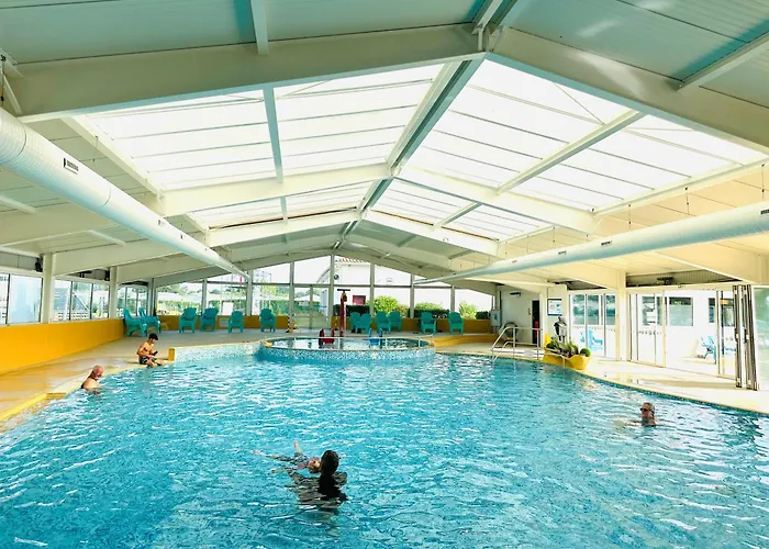 Les Charmettes Mobilhome Neuf 3 Ch - 2 Sdb Climatise - Terrasse Totalement Abritee - Locsweethome *