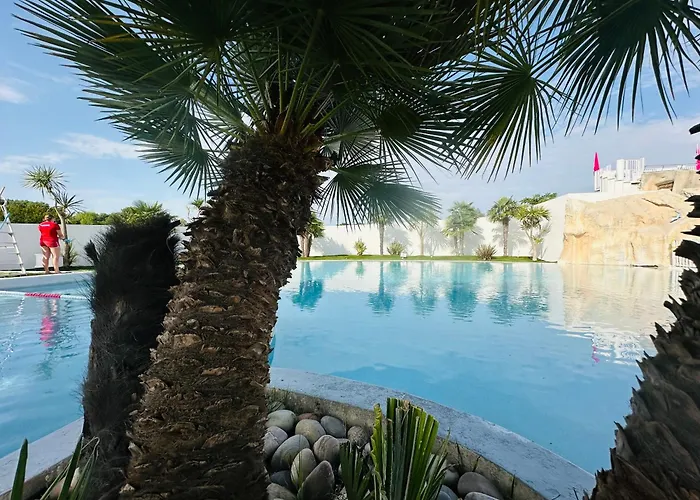 Les Charmettes Mobilhome Neuf 3 Ch - 2 Sdb Climatise - Terrasse Totalement Abritee - Locsweethome シャレー