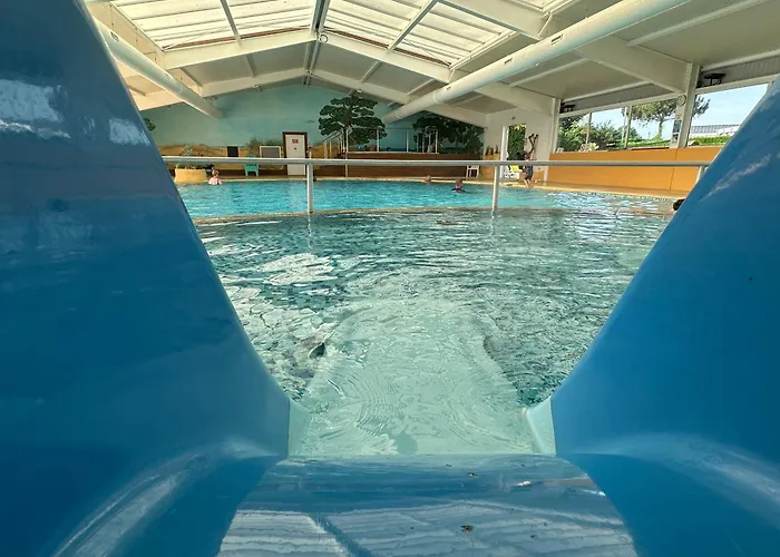 Les Charmettes Mobilhome Neuf 3 Ch - 2 Sdb Climatise - Terrasse Totalement Abritee - Locsweethome シャレー レ・マトゥ