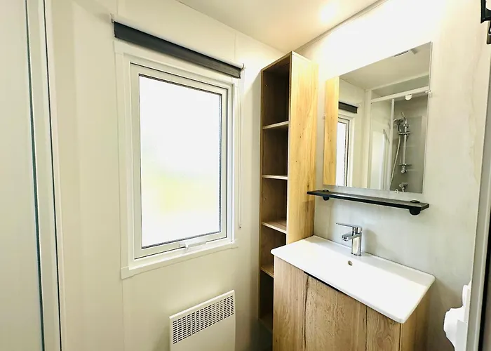 シャレー Les Charmettes Mobilhome Neuf 3 Ch - 2 Sdb Climatise - Terrasse Totalement Abritee - Locsweethome